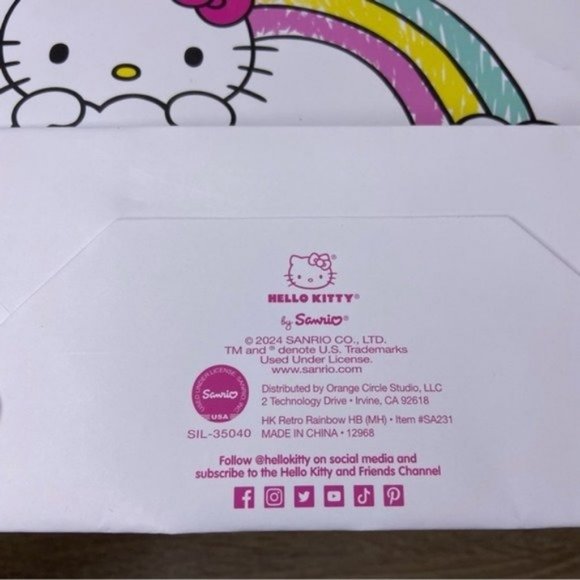 Hello Kitty Happy Birthday Gift Bag NEW - Picture 4 of 4